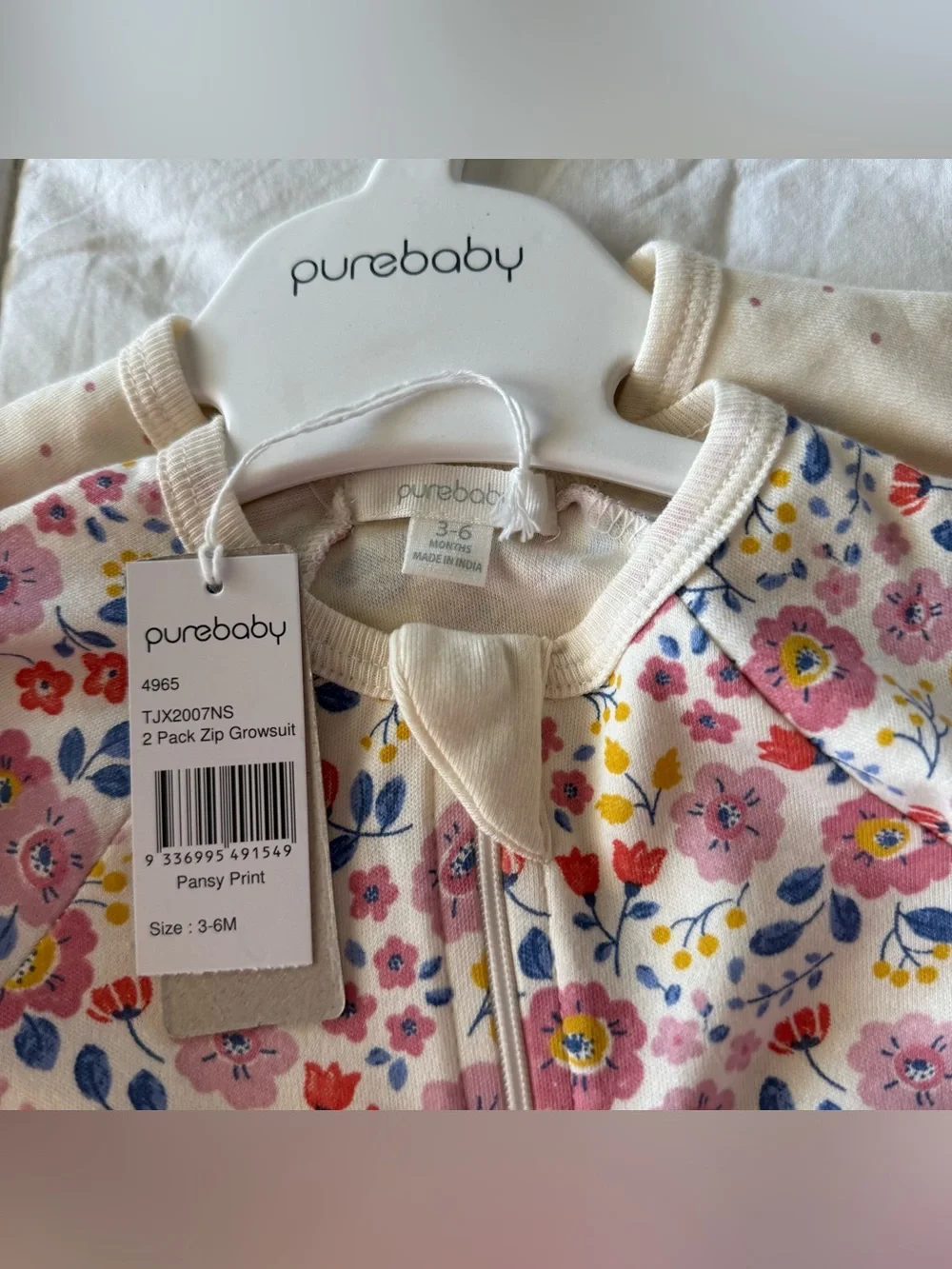 NEW WITH TAGS Baby GIRL BUNDLE 8 items total mostly 6 month sized CARTERS & GAP